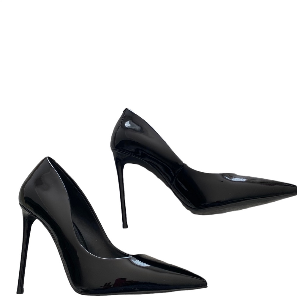 Black patent stiletto heel
